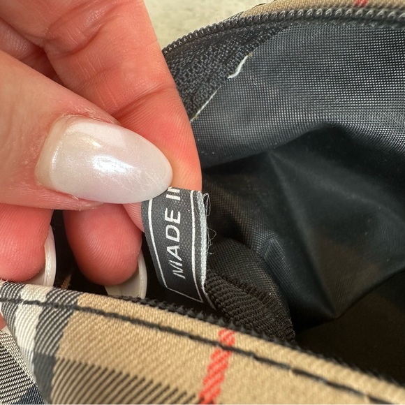 SOLD Burberry Nylon Nova Check Pochette - Picture 11 of 15